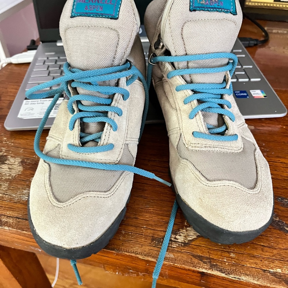 Gray boots  with Blue Laces -  merrell brand womens 8